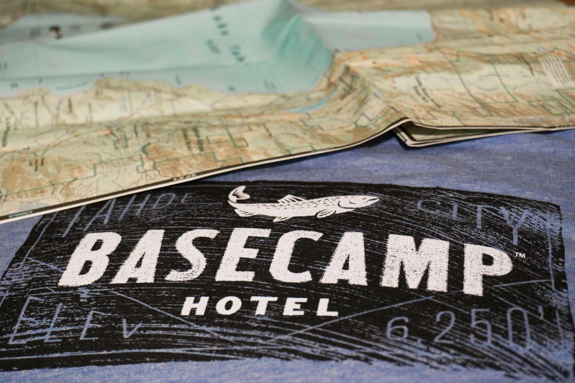 Basecamp Tahoe City Exterior photo